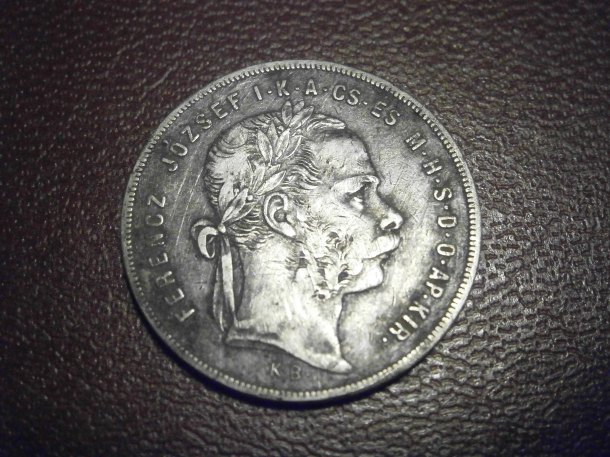 Nedělní Forint