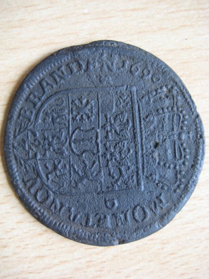 2/3 Thaler Friedrich III 1690.Falzum?