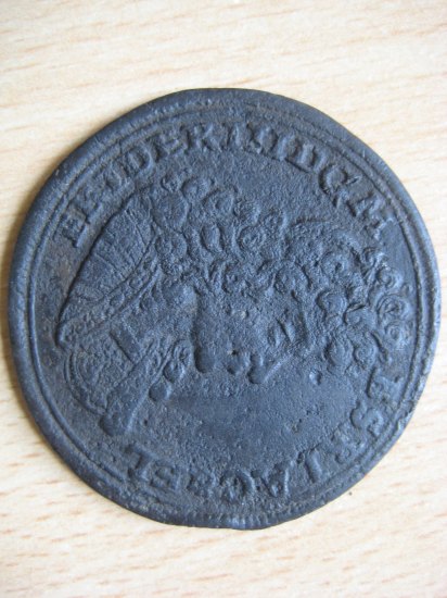 2/3 Thaler Friedrich III 1690.Falzum?