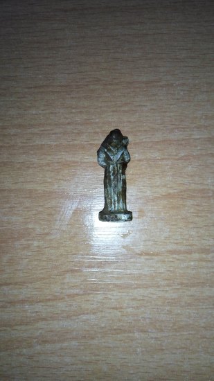 Madonna? A stáří? přívěsek nebo talisman?