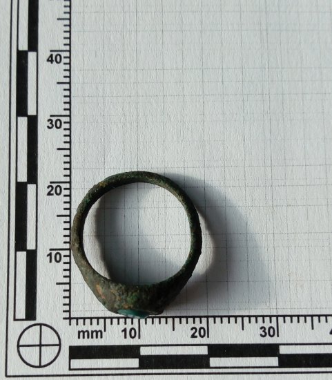 Bronzový ring