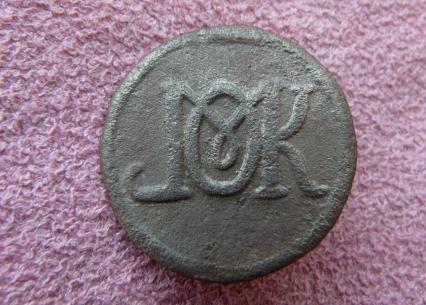 Knoflík s monogramem