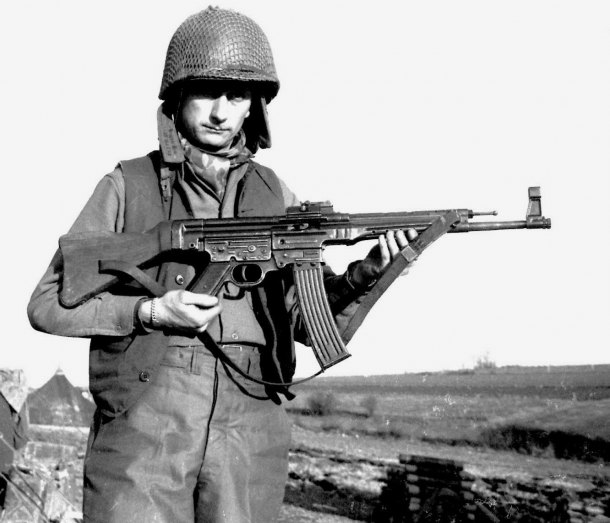 Zásobník STG 44