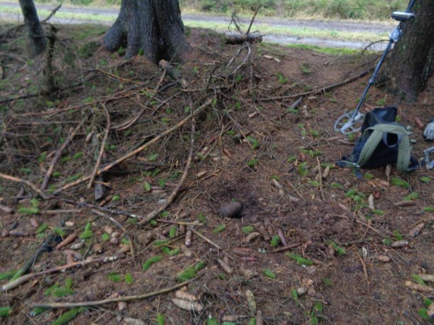 Dělostřelecký granát ráže 7,5 cm Pzgr  39".Doufam,že již poslední. Letos již 10ks