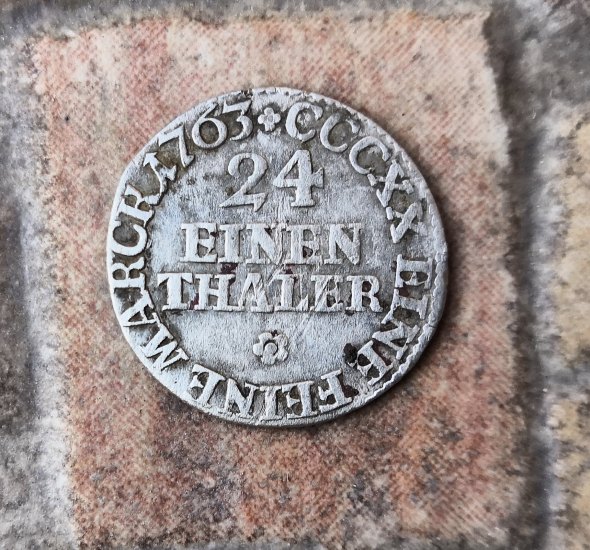 24 Einen Thaler 1763