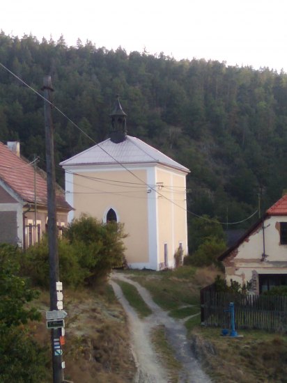 Kterak Svatavě závoj prasknul a Hubert rukou ženicha skonal