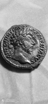 Denarius - Marcus Aurelius P M TR P XVIII IMP II COS III ARMEN; Armenia