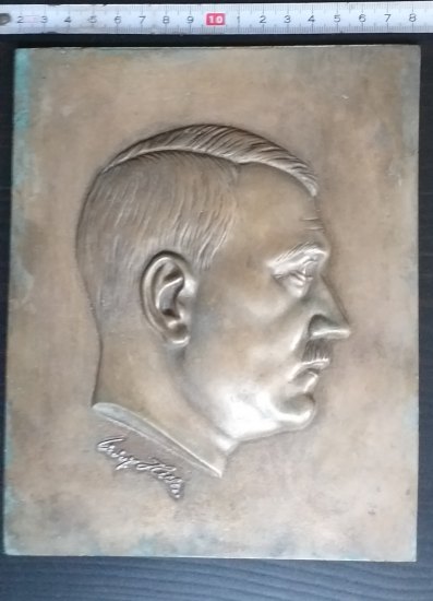 ADOLF PŘEKVAPIVÝ