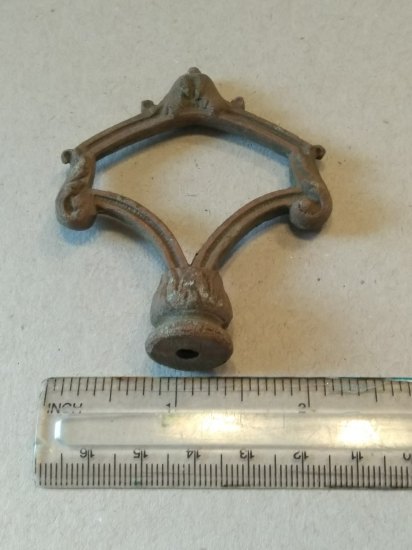 Unknown ornamental object