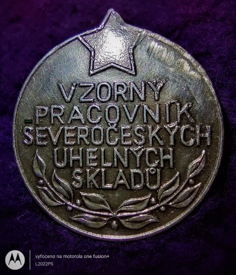 VZORNÝ PRACOVNÍK SEVEROČESKÝCH UHELNÝCH SKLADŮ