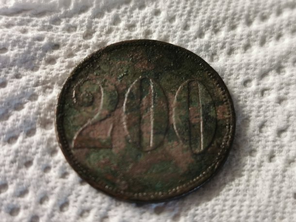 200