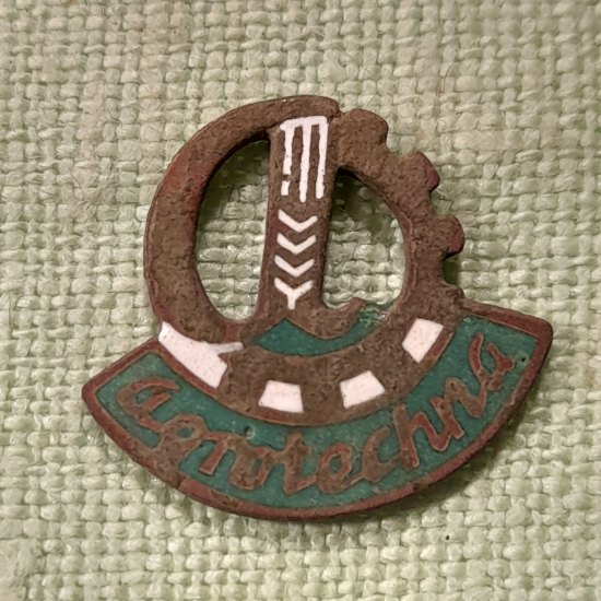 Agrotechna pin