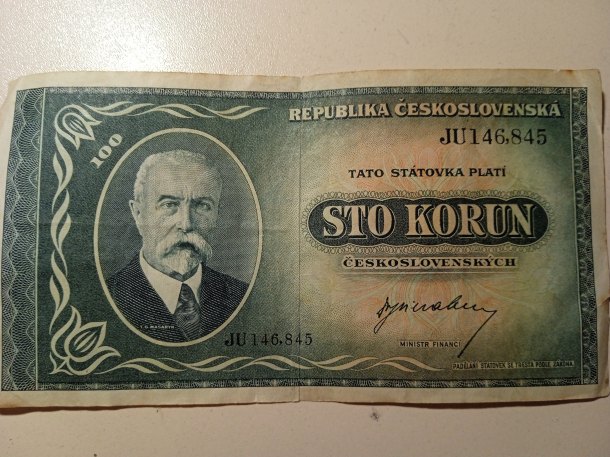 100 korun