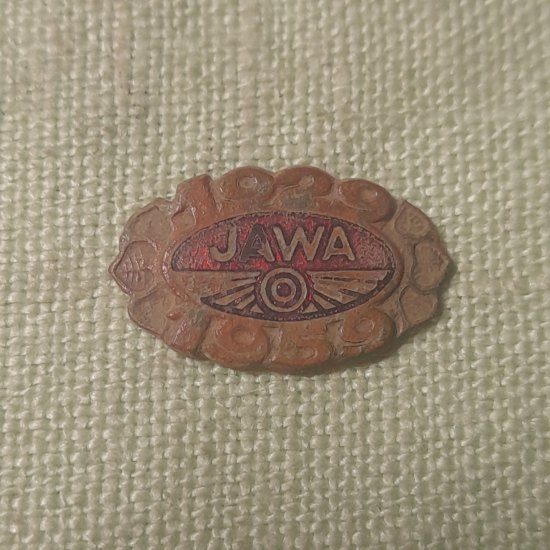 Jawa pin