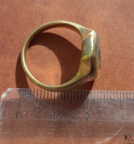 Gold ring