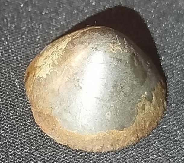 Arzenbronz knoflik