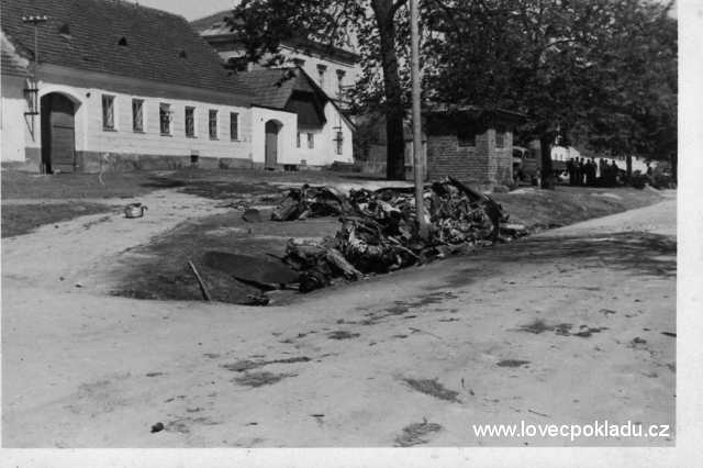 1) Číměř u   Nové Bystřice 24.8.1944