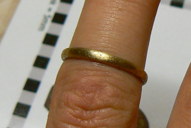 Gold_ring