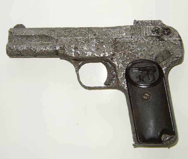 Pistol FN 1900