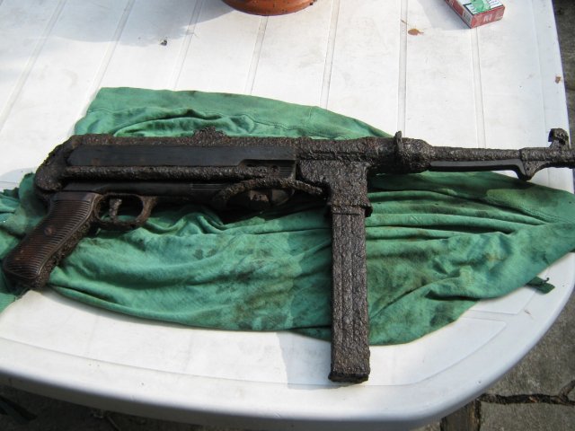 MP 40