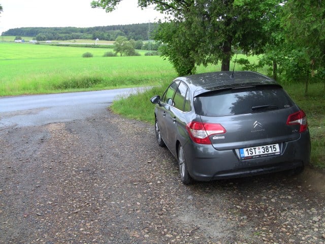 Kde zůstalo auto?