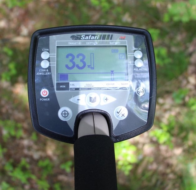 Test detektoru kovů Minelab Safari