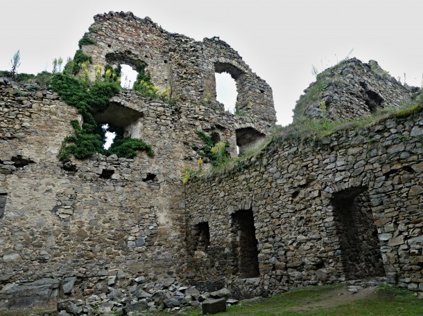 Hrad Helfenburk