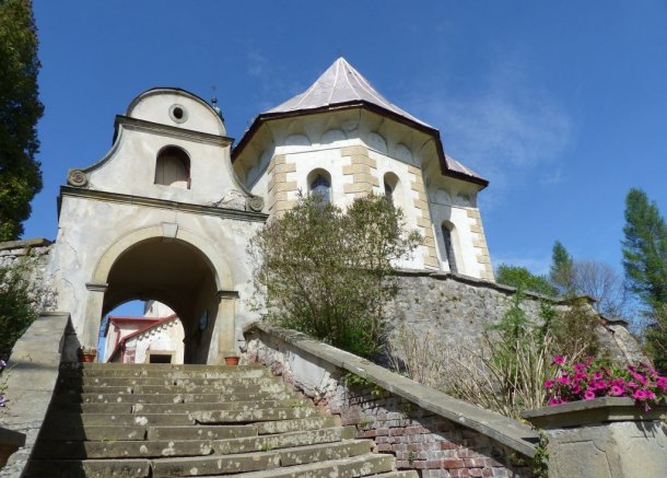 Kostel Zdoňov-nejsvětější trojice