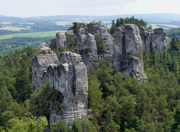 Hrad a zámek Valdštejn