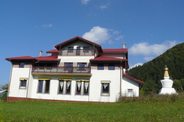 GOMPA OSRODEK BUDDYJSKI KHORDONG