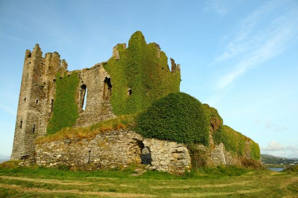 Ballycarbery Castle