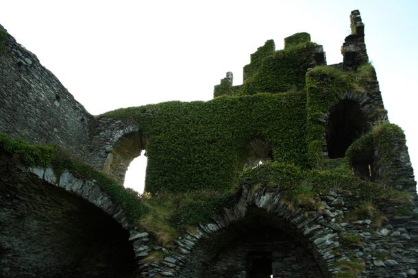 Ballycarbery Castle