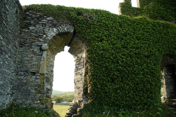 Ballycarbery Castle