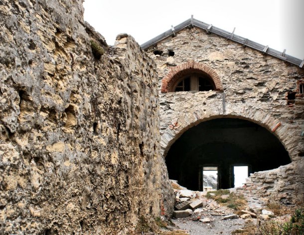 Sardinie,Argentiera-stříbrné doly-soutěž